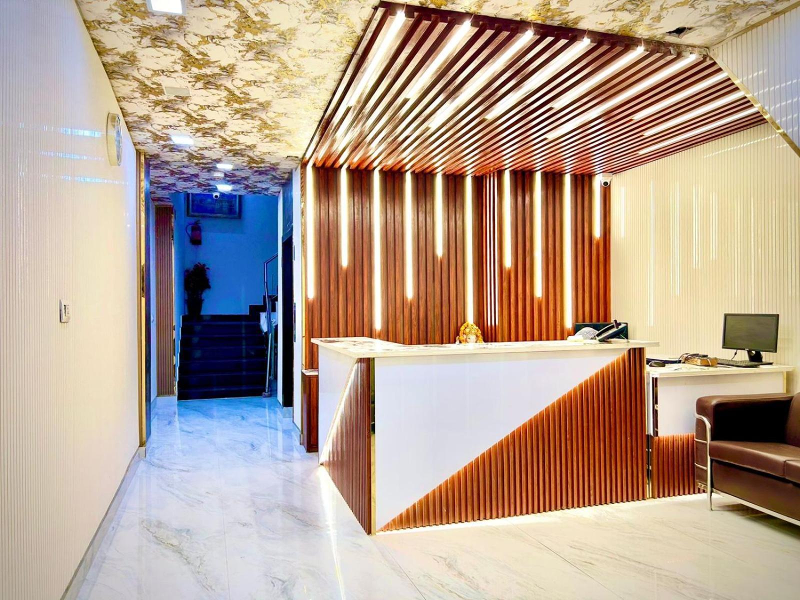 Hotel The Tomar Hospitality Nuova Delhi Esterno foto